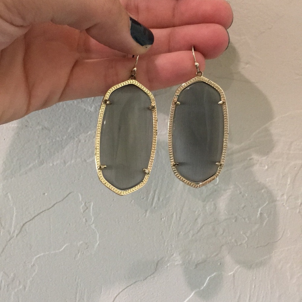 Grey Kendra Scott earrings